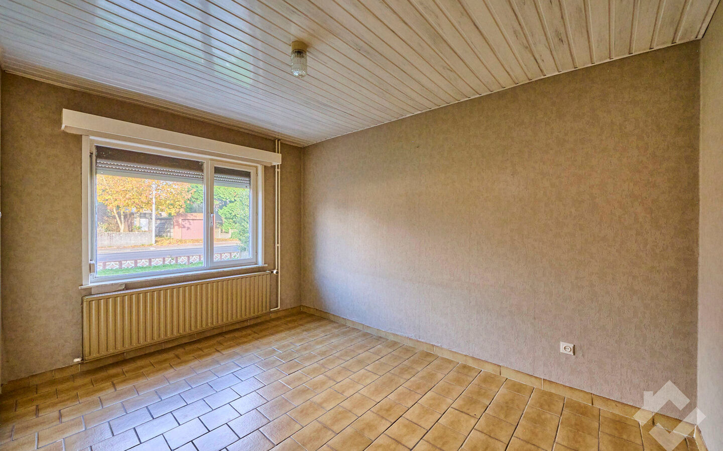 Goed gelegen gelijkvloerse woning (160m²)  met 3 slaapkamers op een perceel van 1641m².